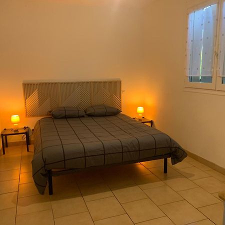 Petite Maison Dans Un Village Du Gers Sabazan Екстер'єр фото